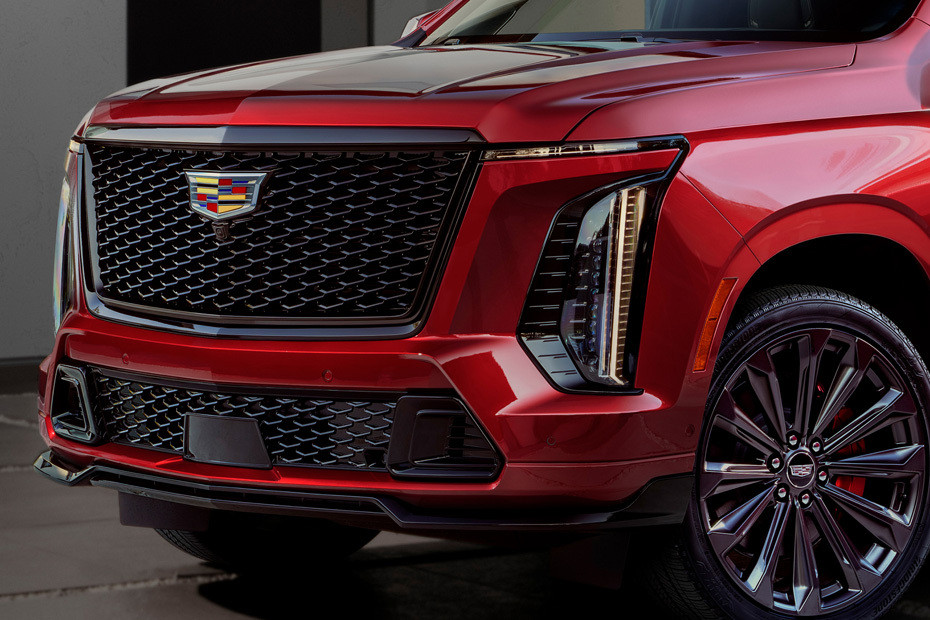 Escalade V Grille View in UAE