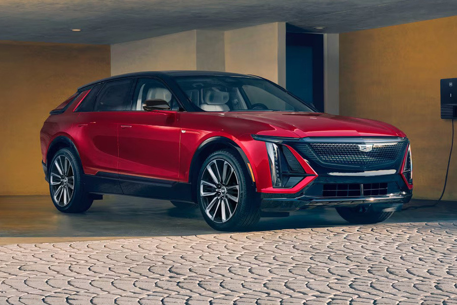 Cadillac LYRIQ Front Cross Side View in UAE