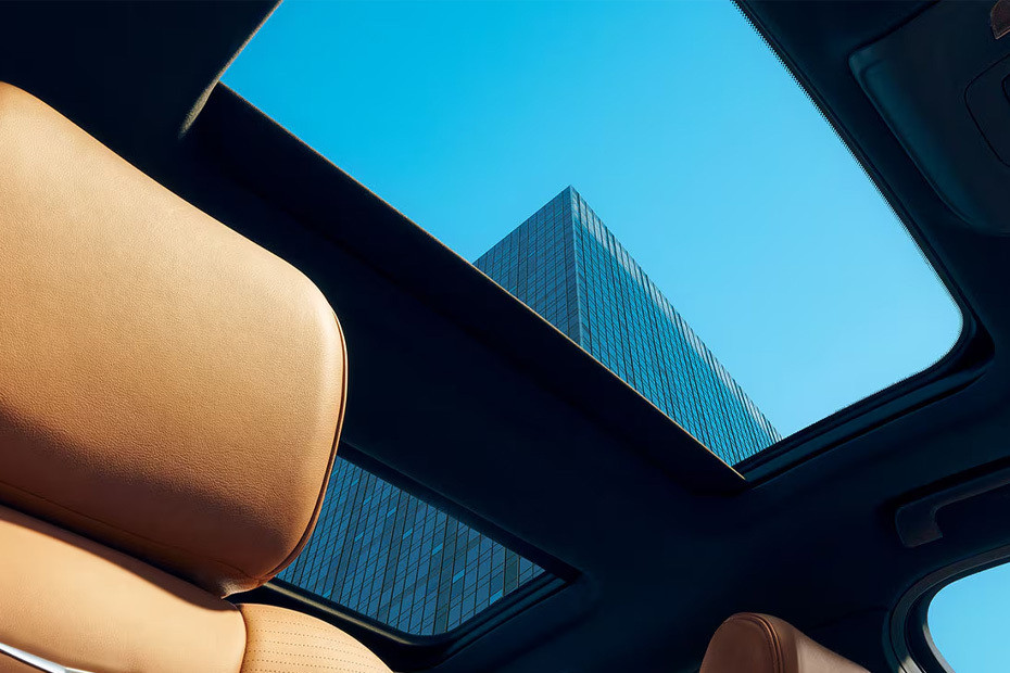 Cadillac CT5 Sunroof Moonroof in UAE