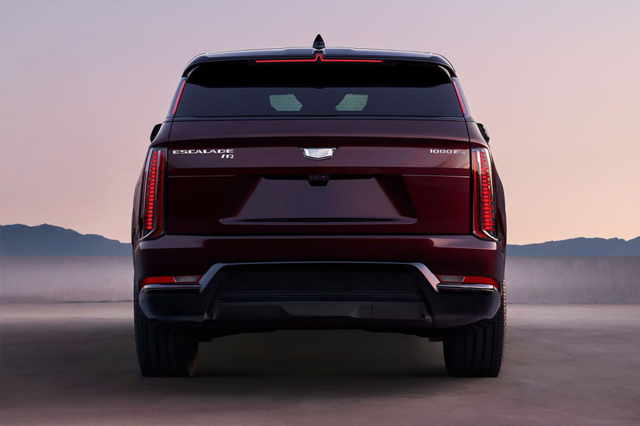 Full Rear View of Cadillac ESCALADE IQ