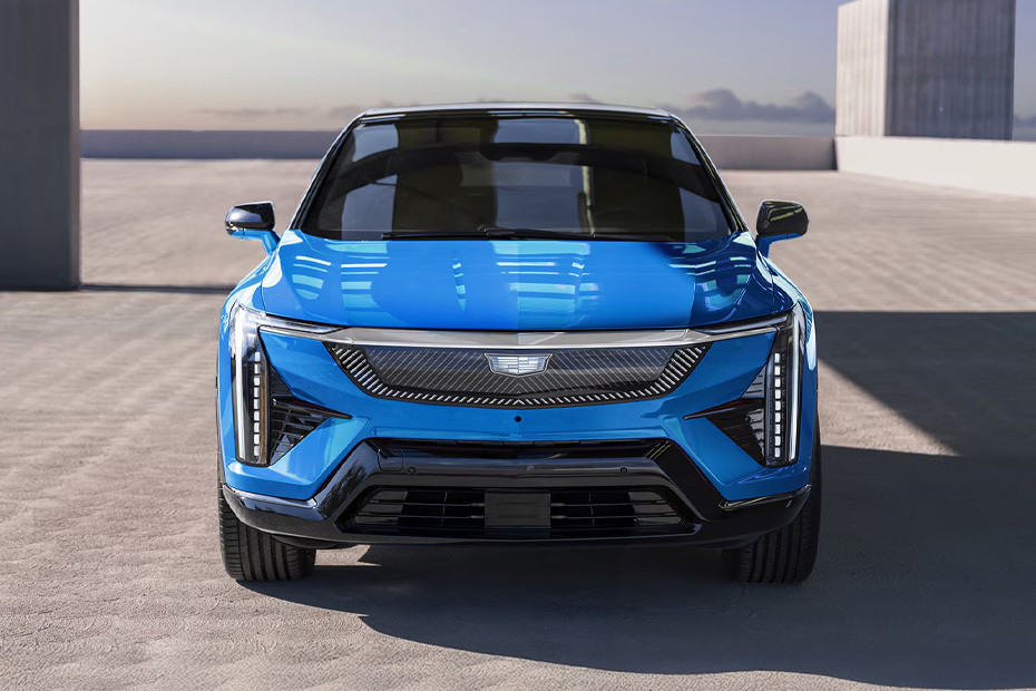 Full Front View of Optiq