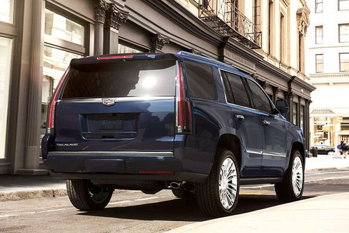 Escalade (2023-2024) Rear angle view