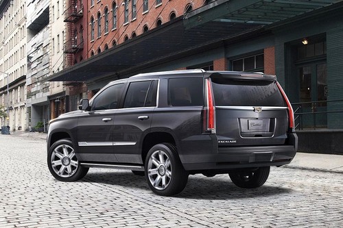 Rear Cross Side View of Cadillac Escalade (2023-2024)