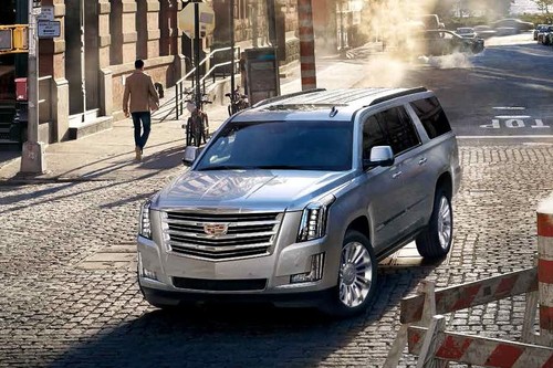 Escalade (2023-2024) Tilted Front View