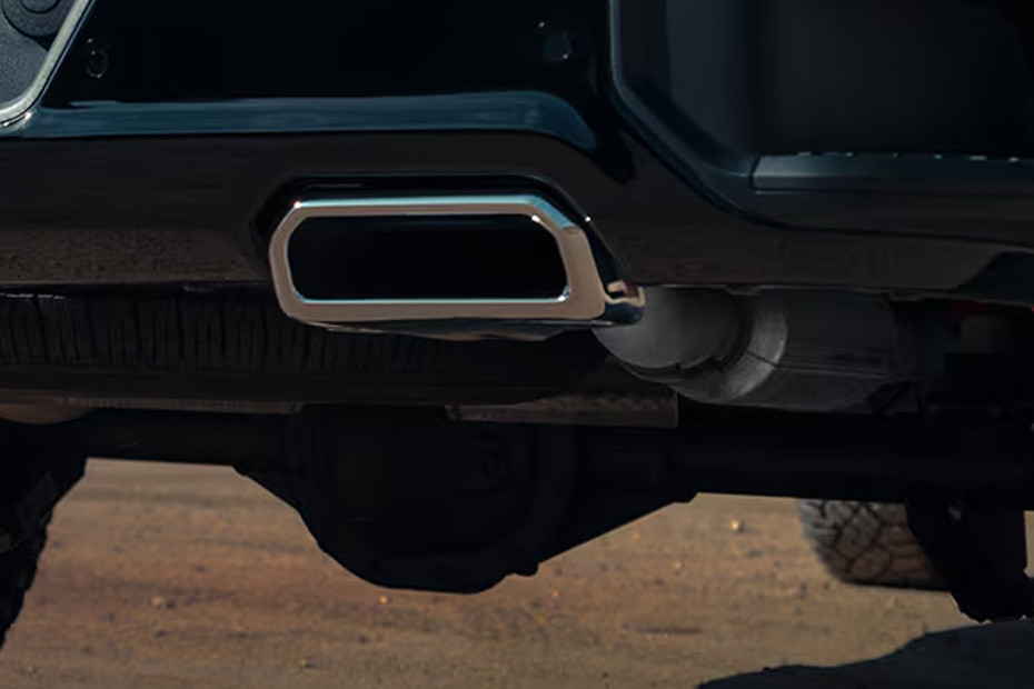 Exhaust Pipe of Chevrolet Silverado LD