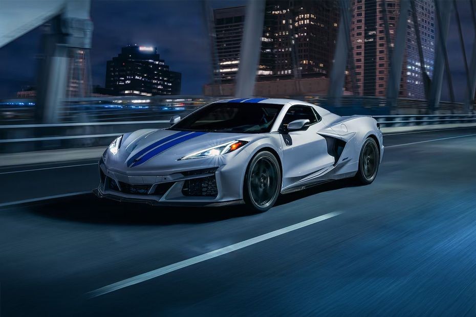 CORVETTE E-RAY Front angle low view in UAE