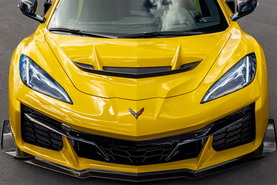 CORVETTE ZR1 Grille View