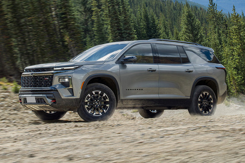 Rear Cross View of Chevrolet Traverse