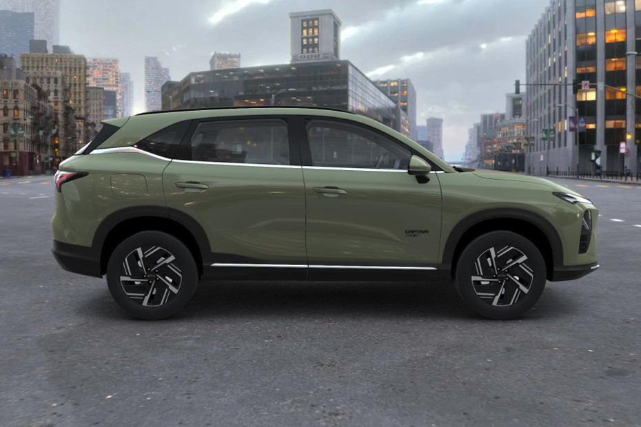 Captiva Phev	 Medium Angle Front View