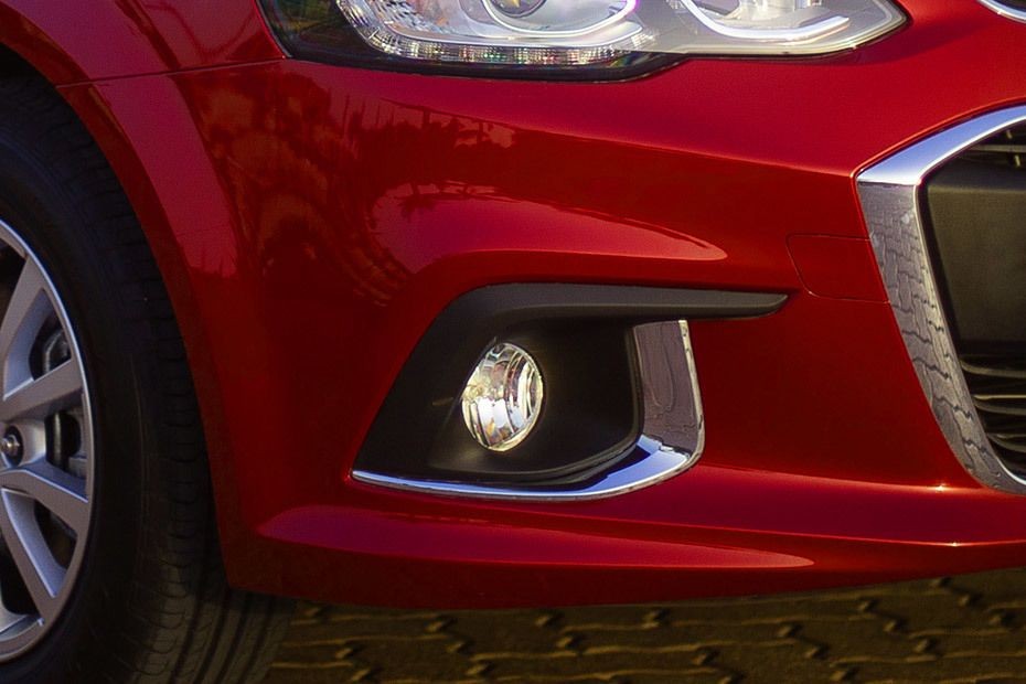 Aveo Front Fog Lamp in UAE