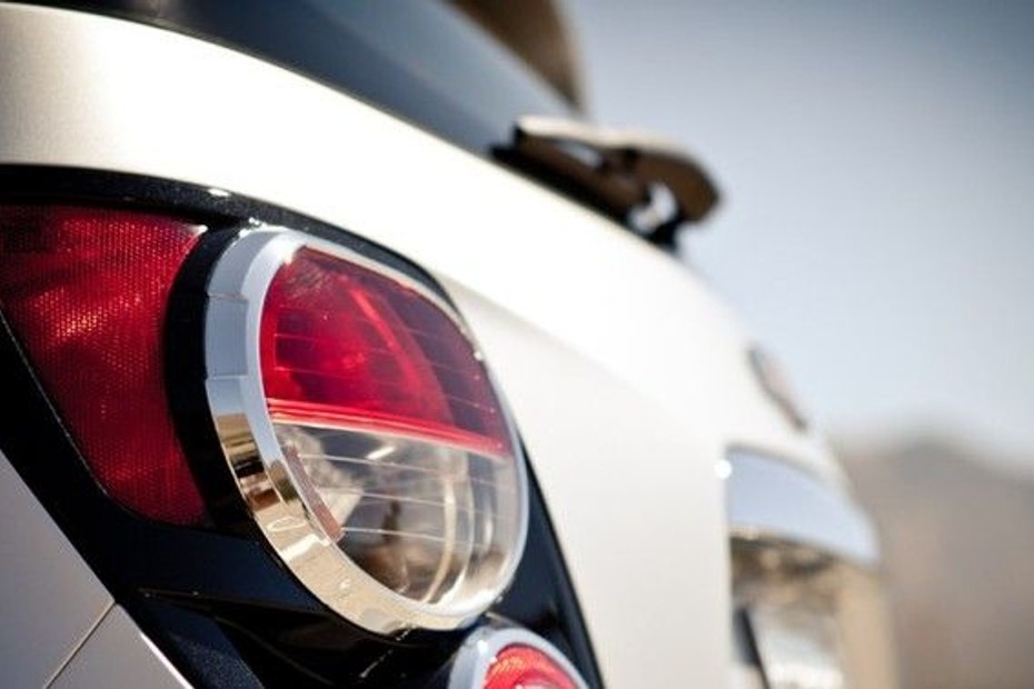 Sonic Tail light in UAE