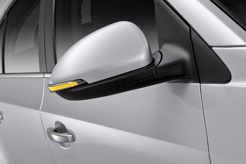 Chevrolet Cruze (2012-2013) Drivers Side Mirror Front Angle