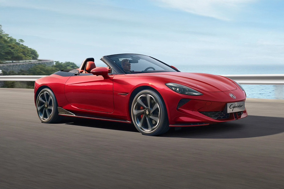 MG Cyberster Front Cross Side View in UAE