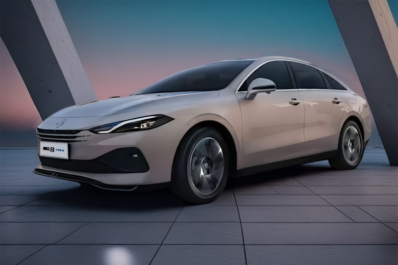 8 Front deep low Angle View