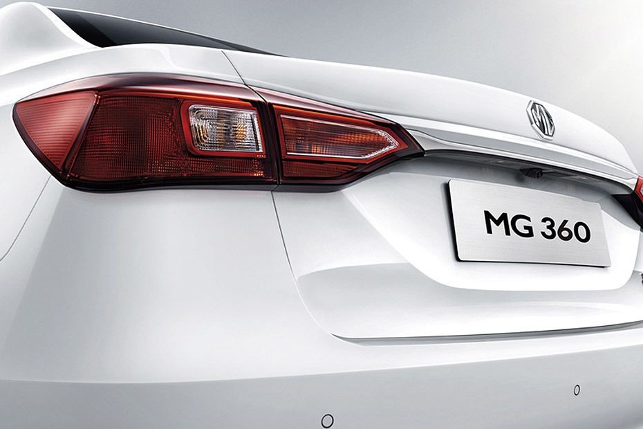 360 Tail light in UAE