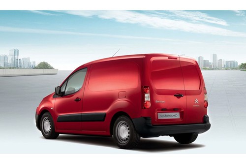 Rear Cross Side View of Citroen Berlingo
