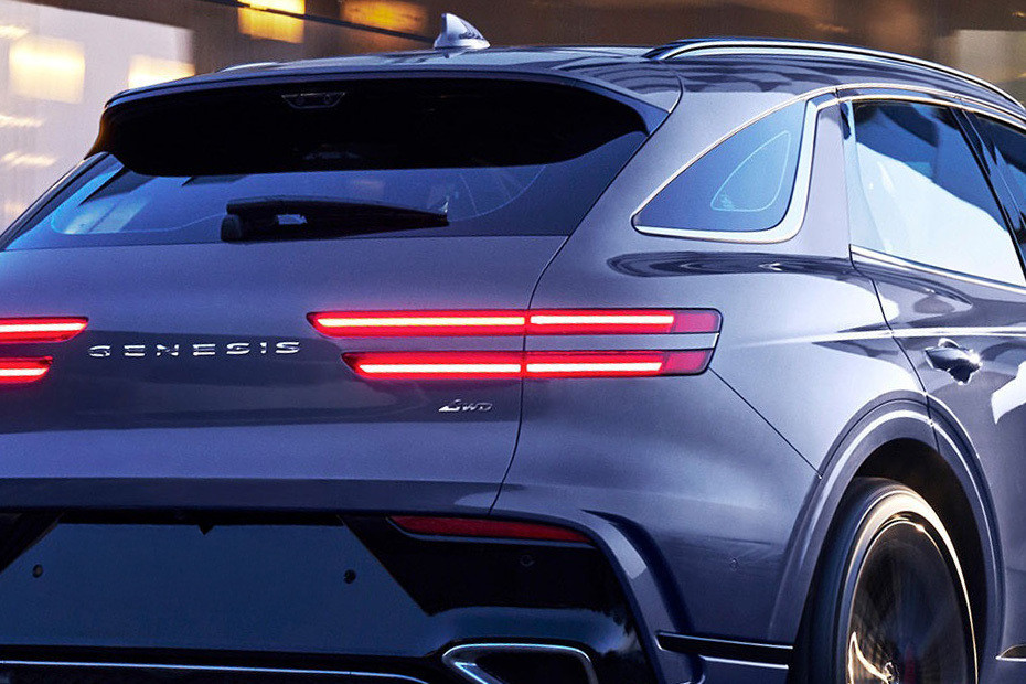 GV70 Tail light in UAE