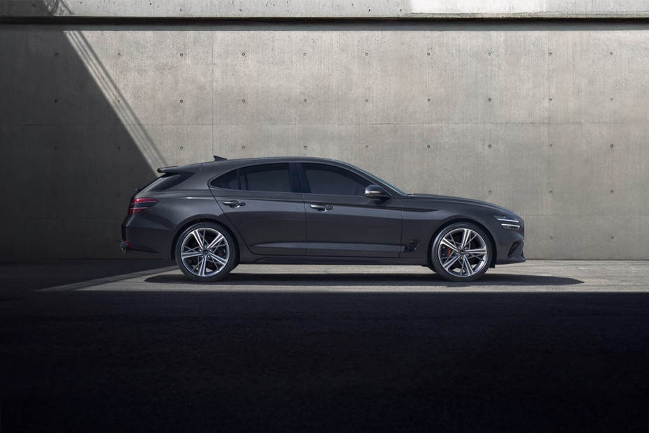 G70 SB Medium Angle Front View in UAE