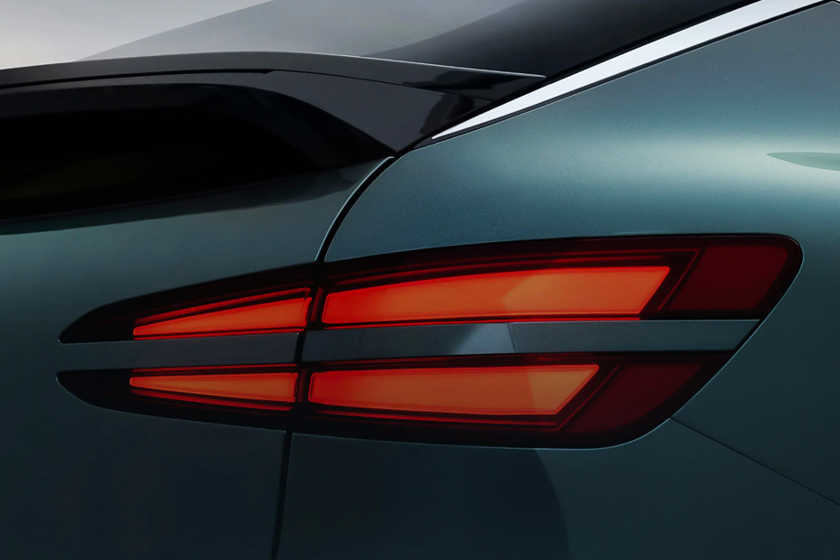 GV 60 Tail light in UAE