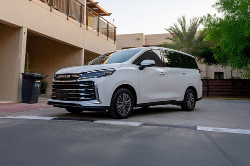 G50 Front deep low Angle View