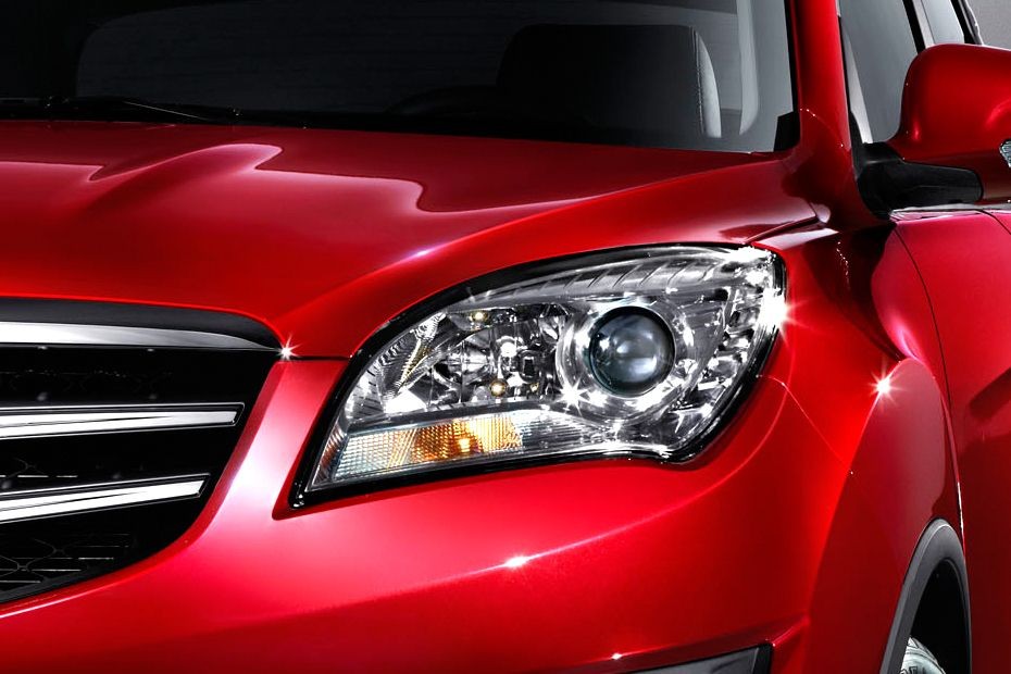 CS35 Headlight in UAE