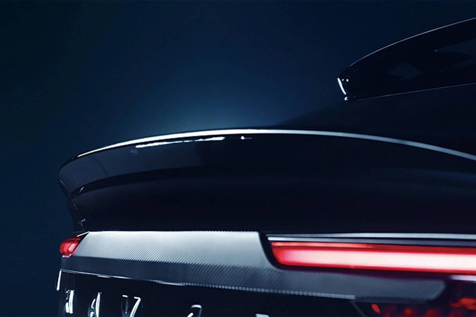 H6 GT Spoiler in UAE