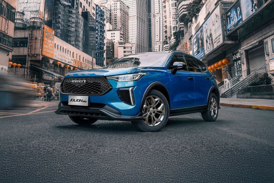 Jolion Pro Front deep low Angle View in UAE