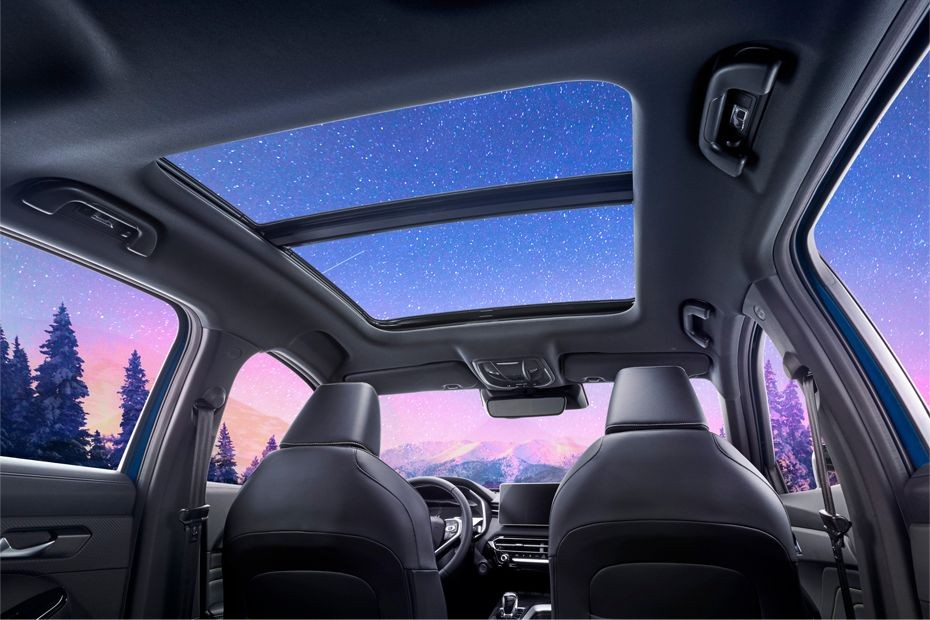 Haval Jolion Pro Sunroof Moonroof in UAE