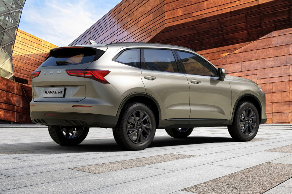 H6 Rear angle view in UAE