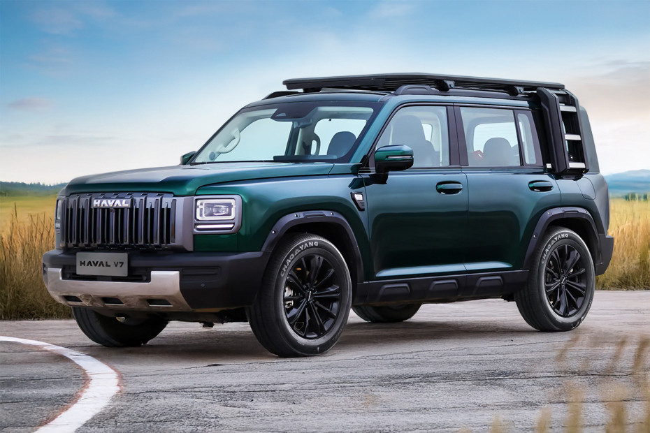 Haval V7 Front Side View in UAE