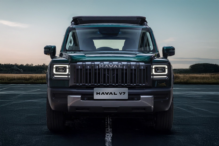 Full Front View of V7 in UAE