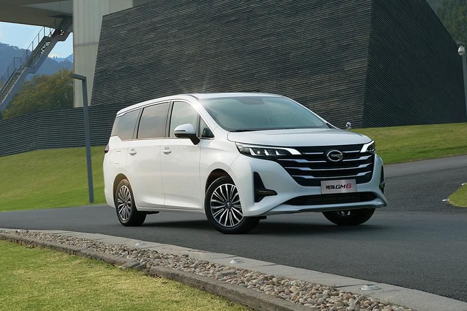 GAC GN6 Front Cross Side View in UAE