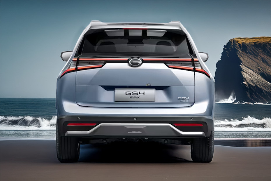 Full Rear View of GAC GS4 Max