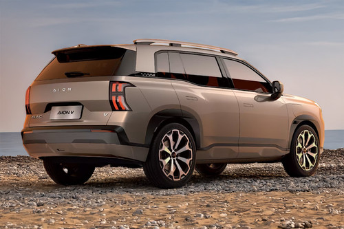 Aion V Rear angle view