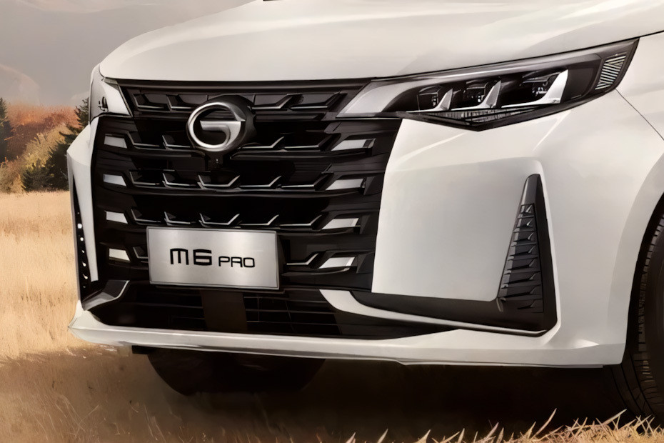 M6 Pro Grille View in UAE