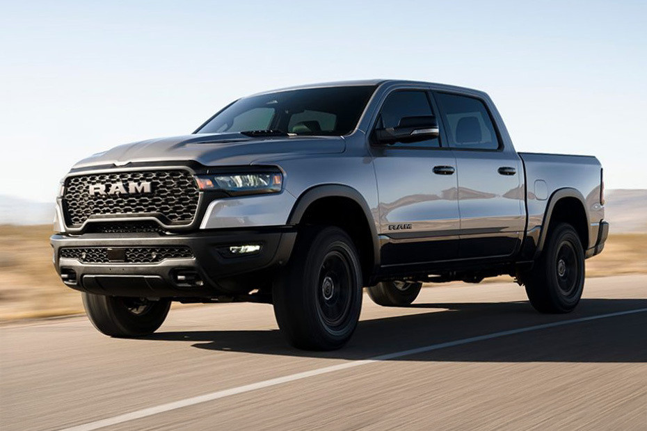 RAM 1500 Front Side View RAM 1500 Front Side View