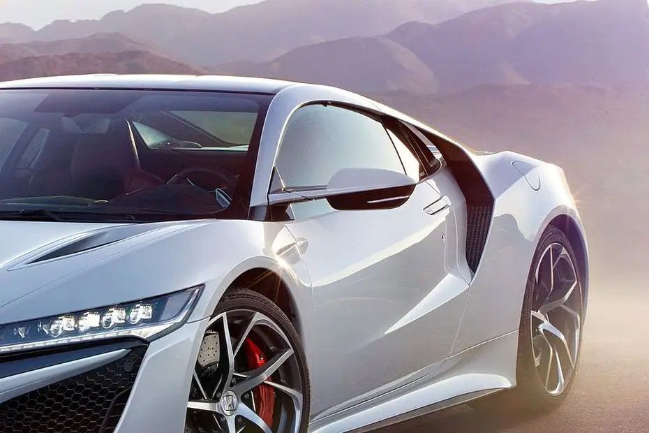 Acura NSX Drivers Side Mirror Front Angle in UAE