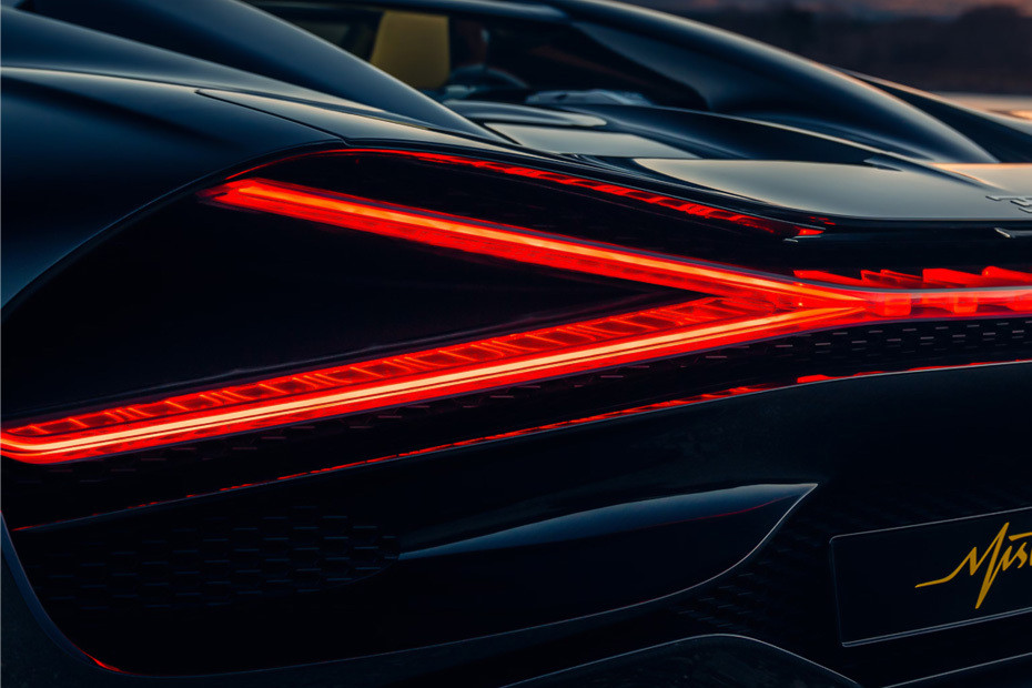 Mistral Tail light in UAE