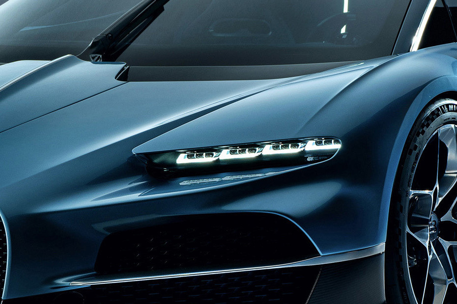 Tourbillon Headlight in UAE