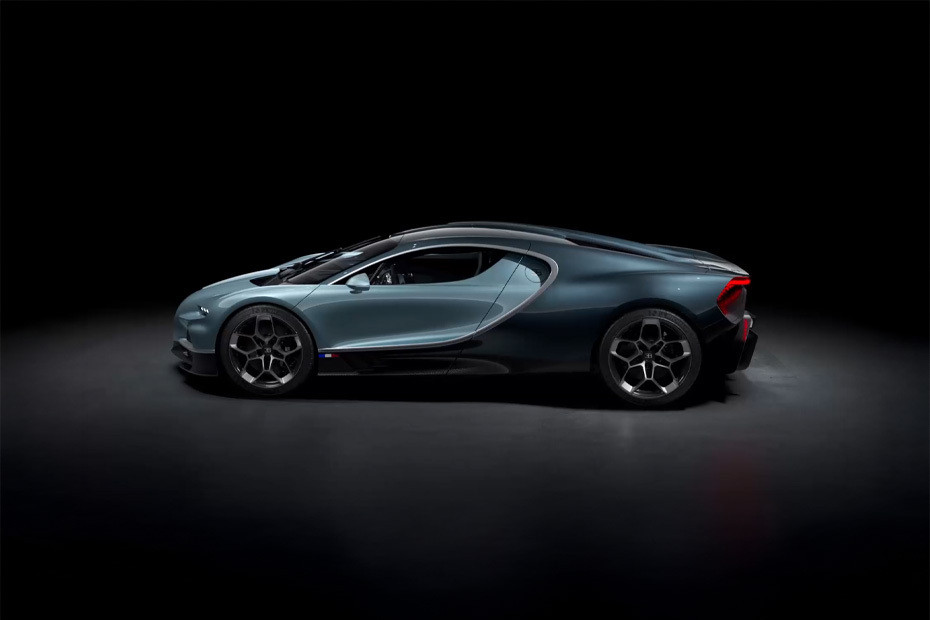 Tourbillon Side view in UAE