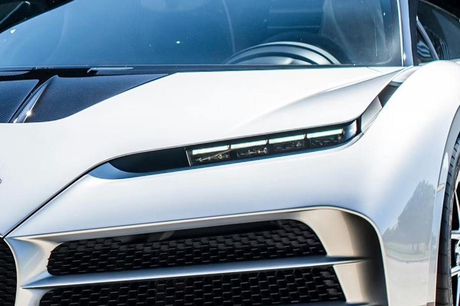 Centodieci Headlight in UAE