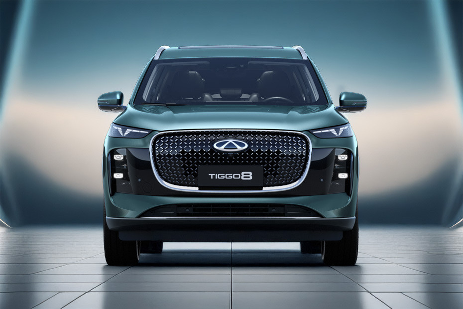 Full Front View of  Tiggo 8 Pro Max