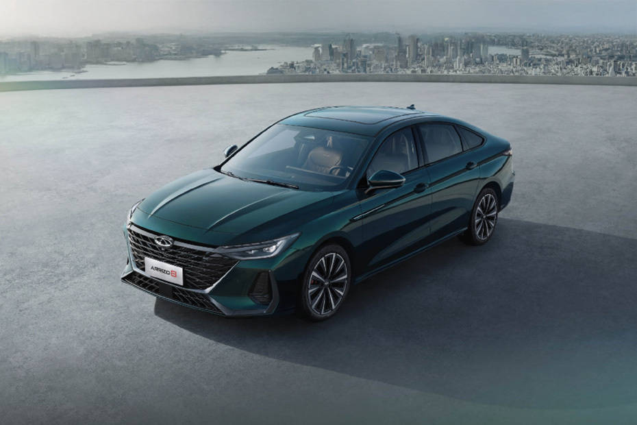 Chery Arrizo 8 Front Side View Chery Arrizo 8 Front Side View