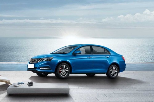 Geely EC7 Front Cross Side View