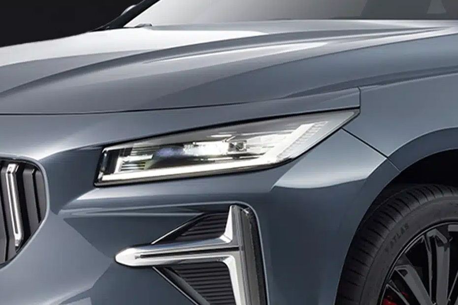 Preface Headlight in UAE