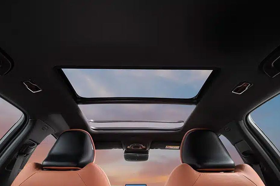 Geely Preface Sunroof Moonroof in UAE