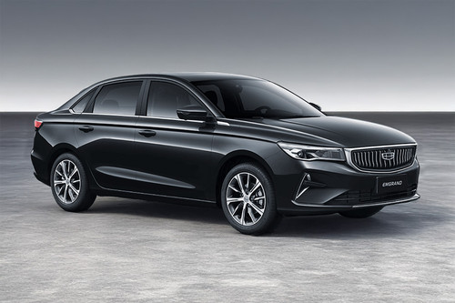 Geely Emgrand Front Cross Side View