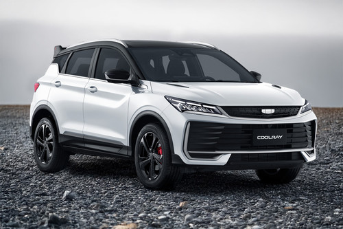 Geely Coolray Front Medium View