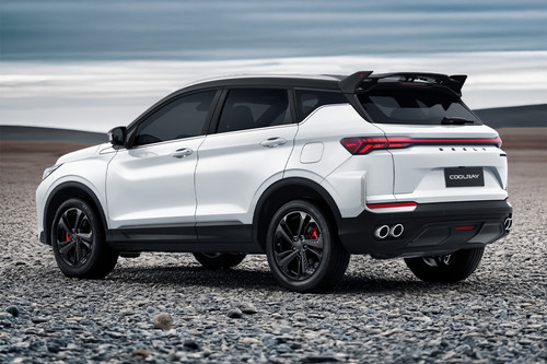 Rear Cross Side View of Geely Coolray