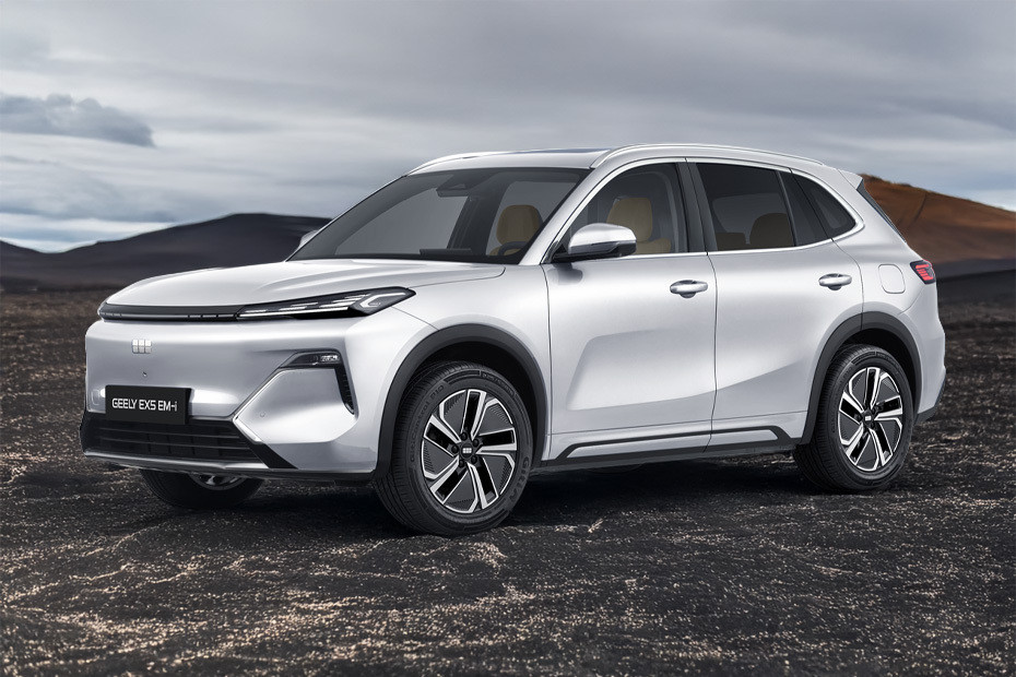 Geely EX5 EM-i Front Side View